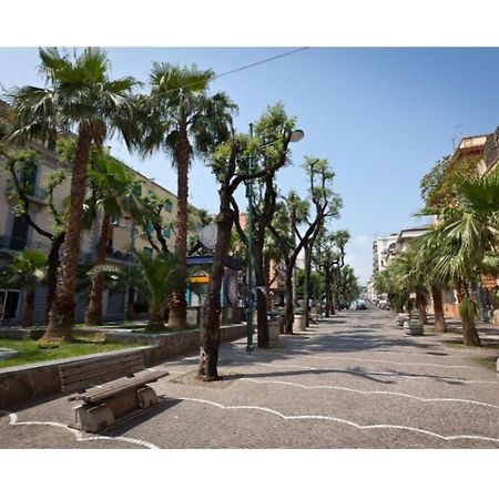 Lucariello Apartment Naples Exterior photo